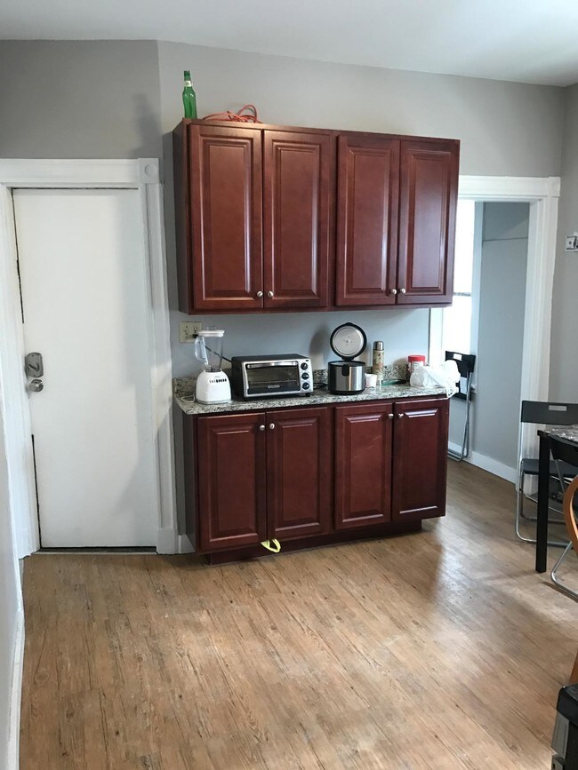 Foto del edificio - 8 Sunset St