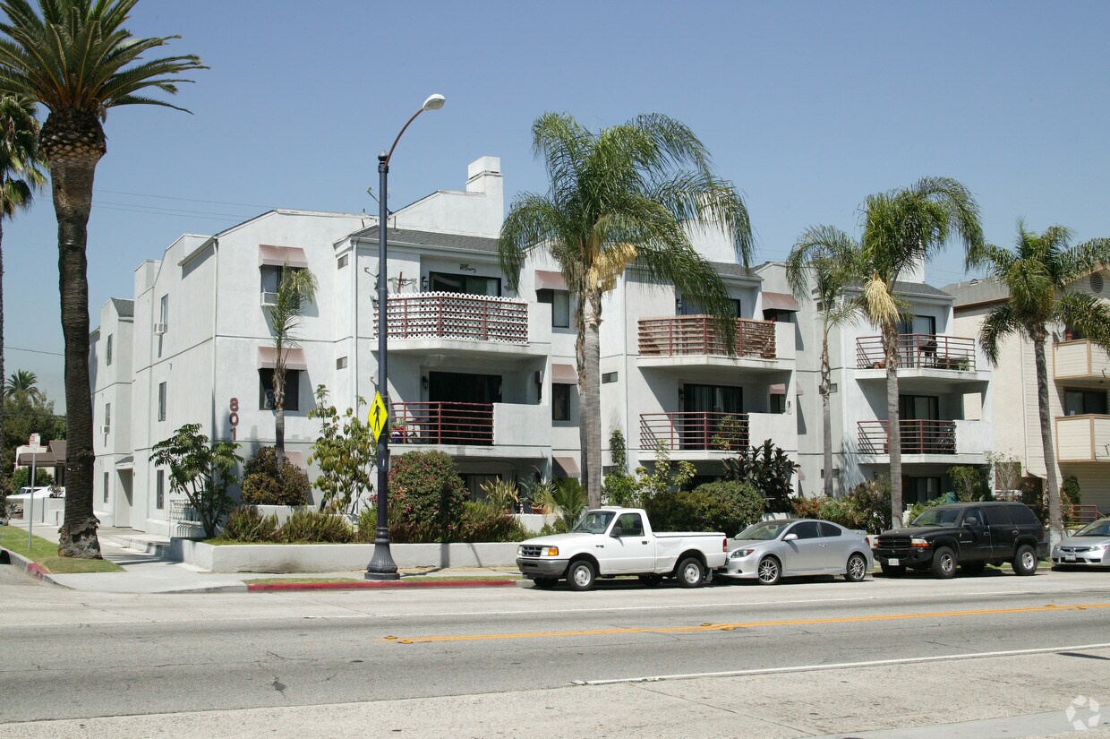 Primary Photo - 801 Redondo Ave
