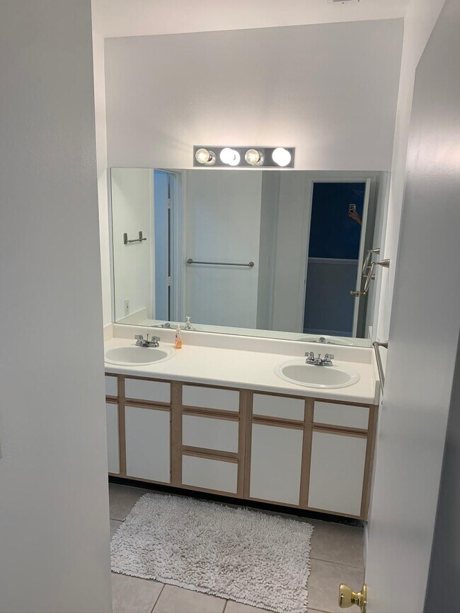 Foto del edificio - 1252 Canyon Creek Cir