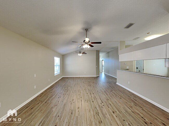 Foto del edificio - 6585 Morse Glen Ln