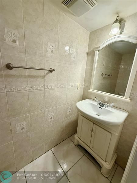 Foto del edificio - 5706 Blueberry Ct
