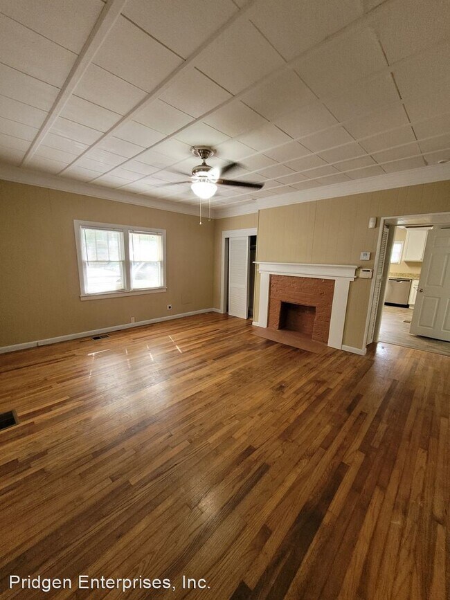 Foto del edificio - 3 br, 2 bath House - 130 Carr Street - 130...