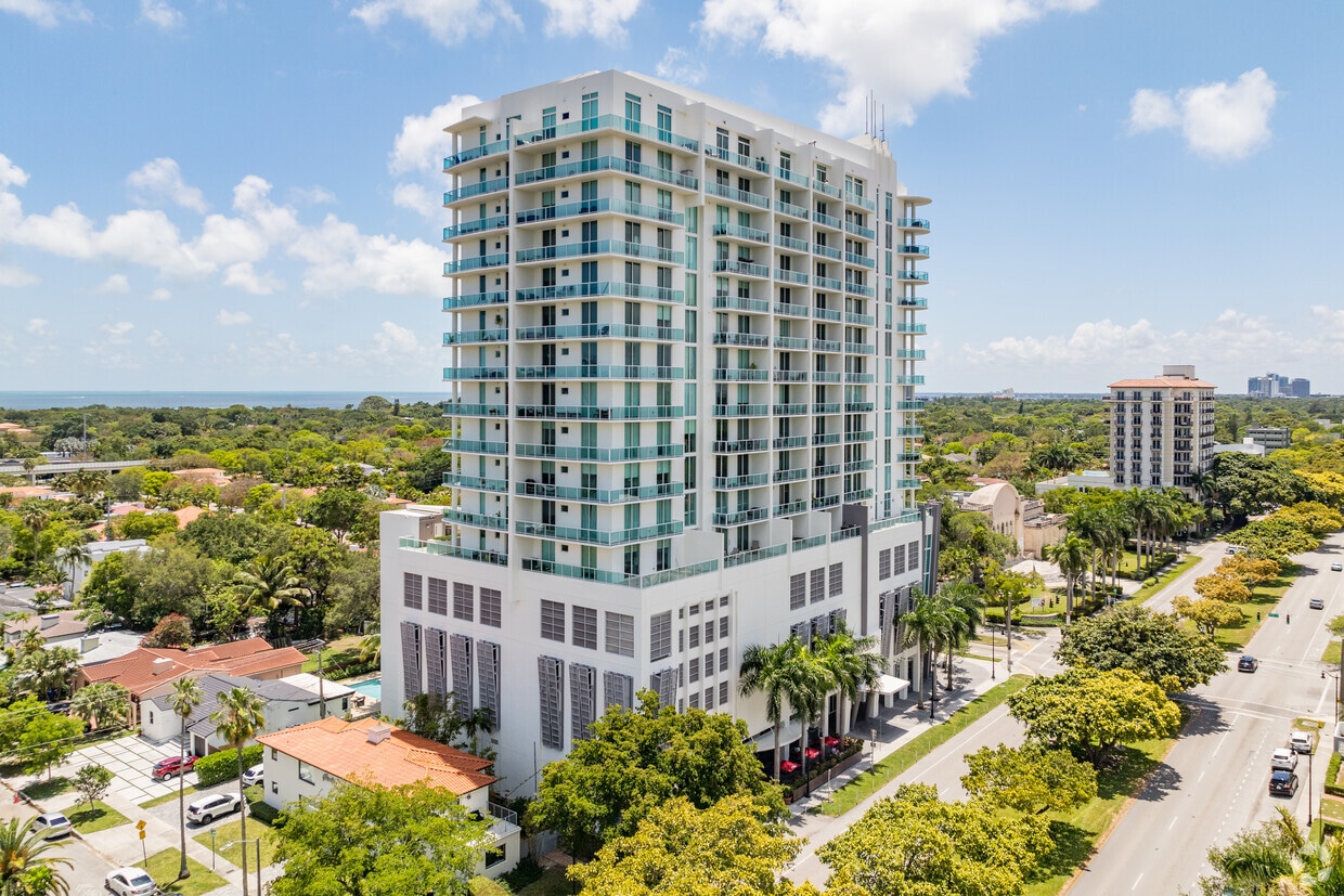 2525 SW 3rd Ave - Nordica Condominium