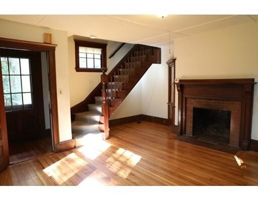 Primary Photo - 20 Grove St