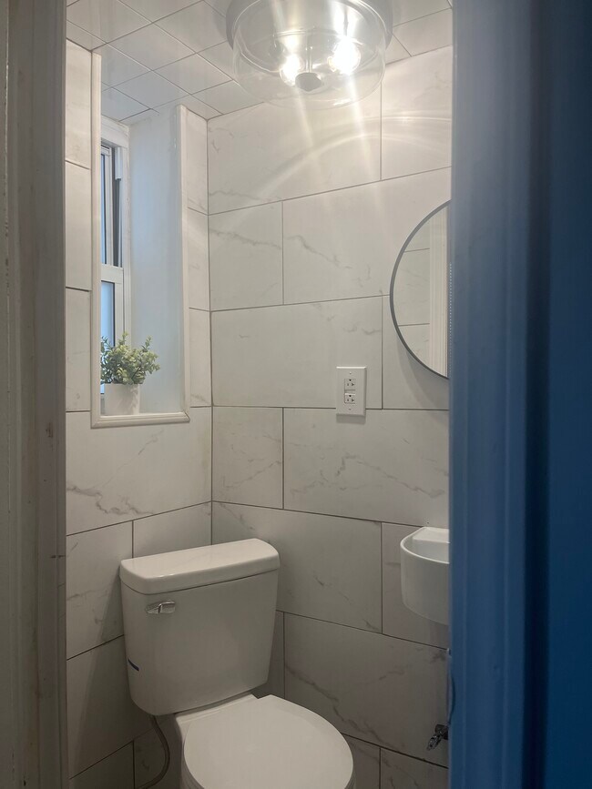 Foto del edificio - 1416 E 52nd St