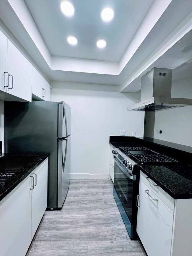 Building Photo - Remodeled 2 Bedroom in Sacramento