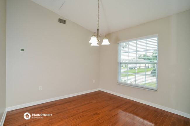 Building Photo - 5415 Gaucho Way