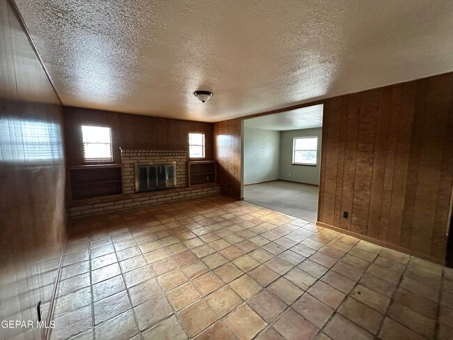 Building Photo - 815 Del Mar Dr