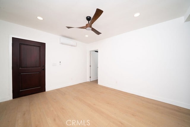 Foto del edificio - 1050 Cedar Ave