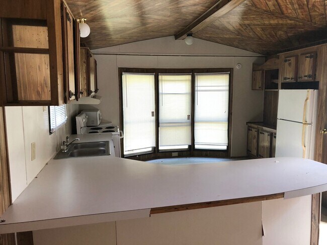 Building Photo - 2 Bed 2 Bath Blanchard Home on 1 Acre near...