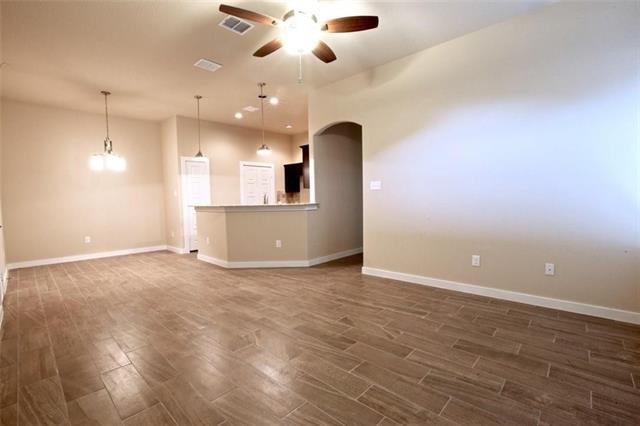 Foto del edificio - 1009 Skyview Ct