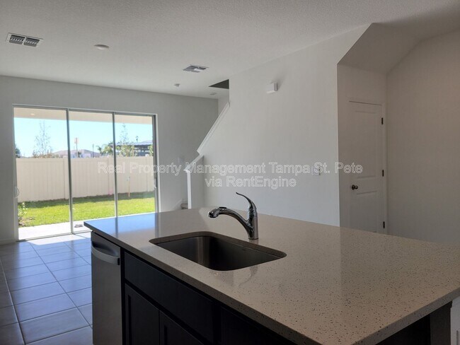 Foto del edificio - 31364 Midnight Sun Wy