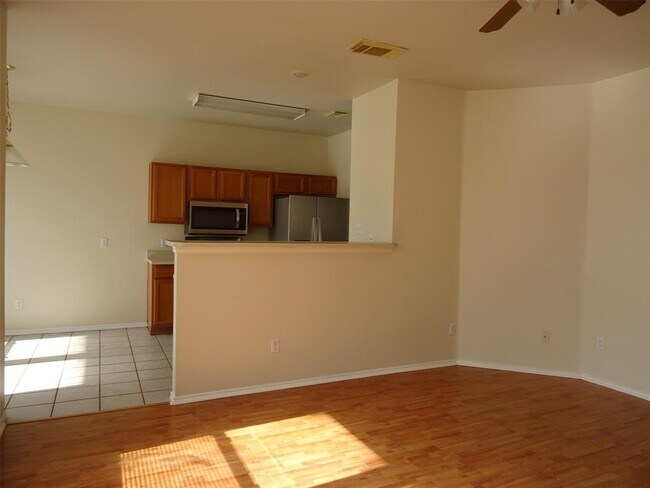 Foto del edificio - 2847 Southampton Way