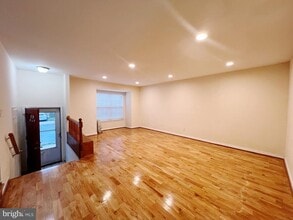 Building Photo - 6 Lazy Hollow Way