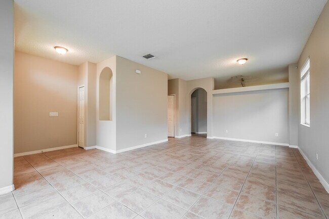 Building Photo - 14693 Kristenright Ln