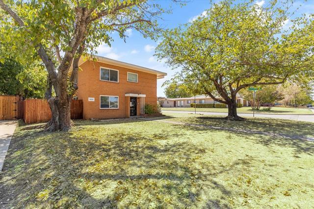 Foto del edificio - 5837 Locke Ave