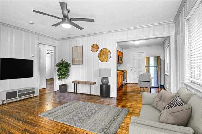 Foto del edificio - 3447 Pierce St