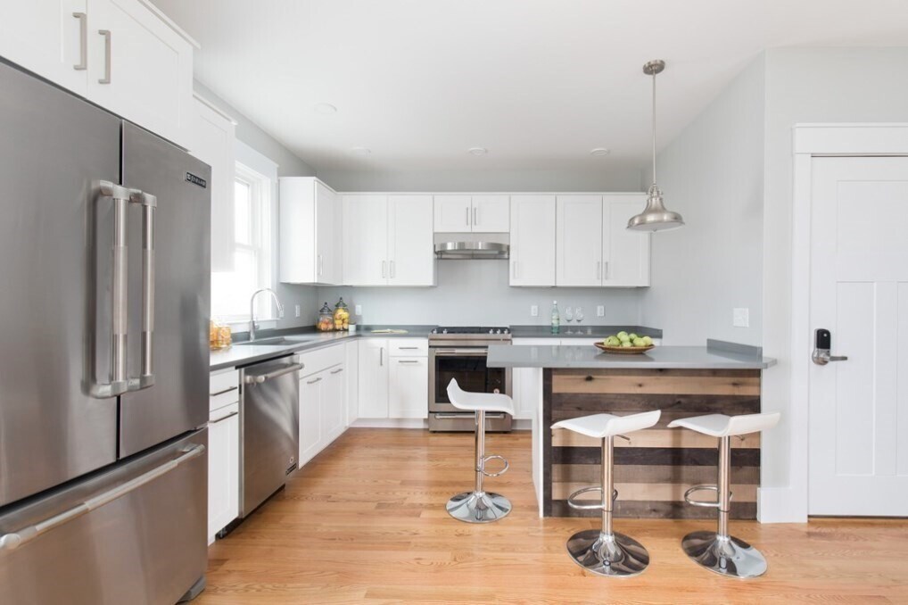 Primary Photo - 23 Palermo St