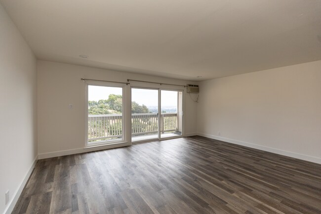 Building Photo - 409 Portofino Dr