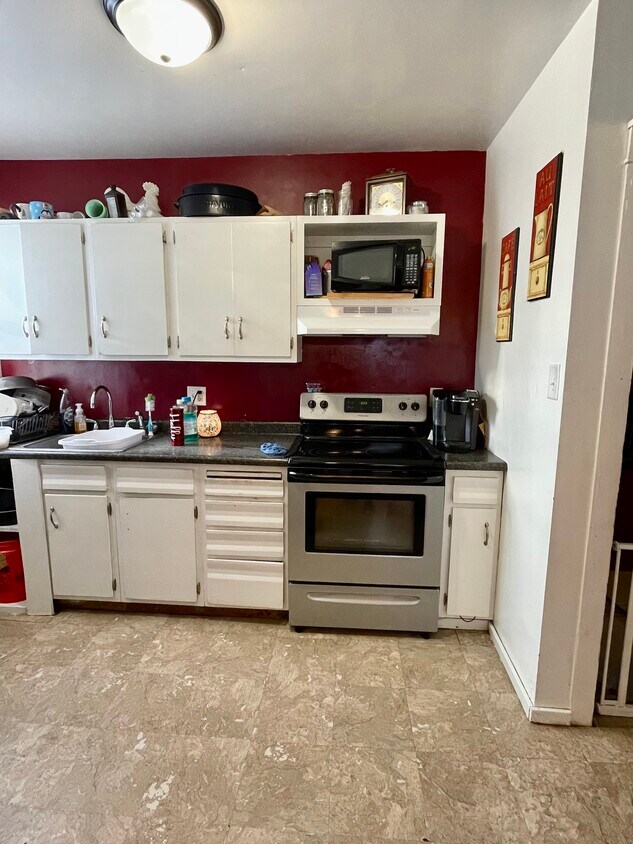 Foto principal - 1437 88th Ave W