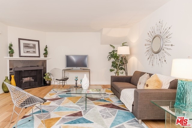 Gas fireplace adds to the modern ambiance. - 1454 Yale St