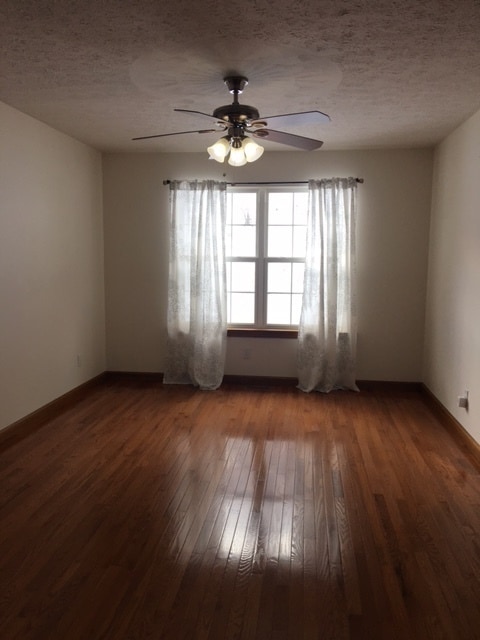 Foto del edificio - Four Bedroom Two and half bath brick home in Teays Valley