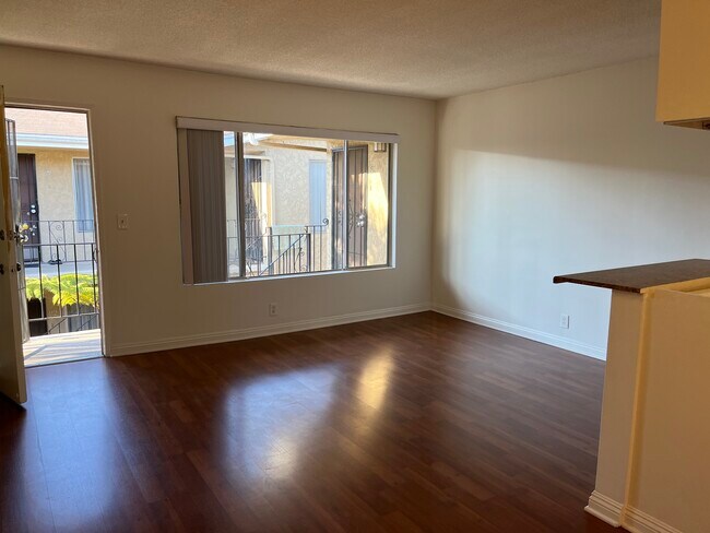 Foto del edificio - 915 Coronado Ave