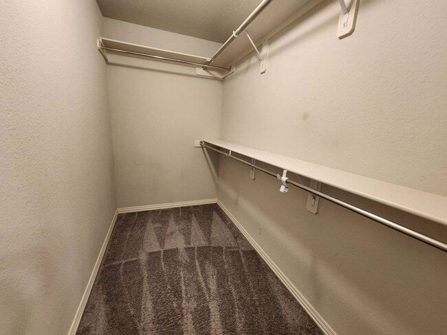 Foto del edificio - 1618 Lil Larry Dr