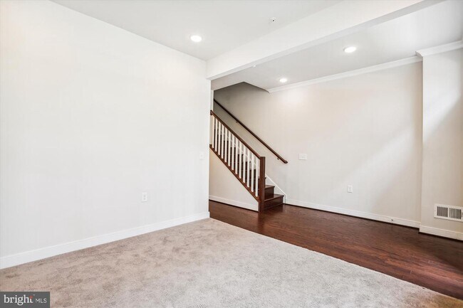 Foto del edificio - 13340 Sherwood Park Ln