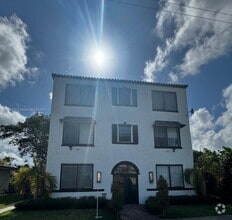 Building Photo - 444 Ponce de Leon