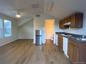 Building Photo - 2119 Falkirk Dr