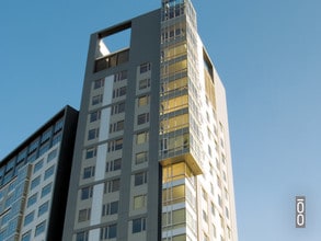 100 Landsdowne - The Residences of University Park