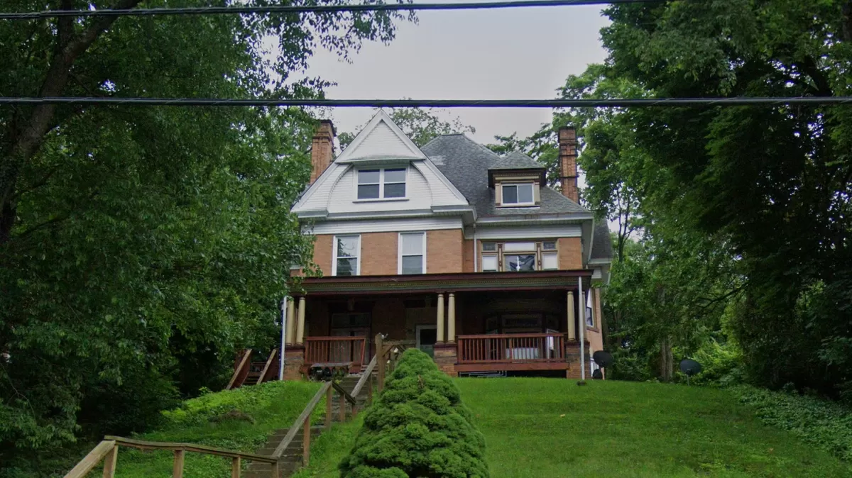 Primary Photo - 1749 Crafton Blvd