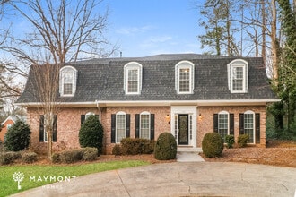 Building Photo - 100 Marsh Glen Point