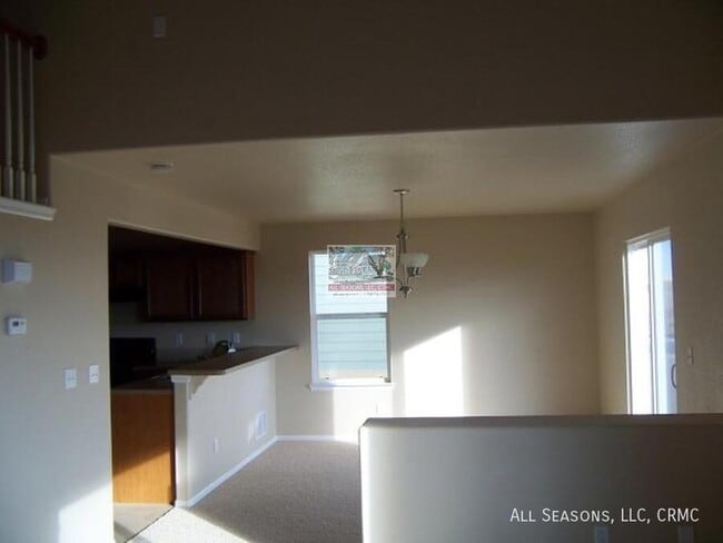 Building Photo - 7787 Mountain Laurel Dr