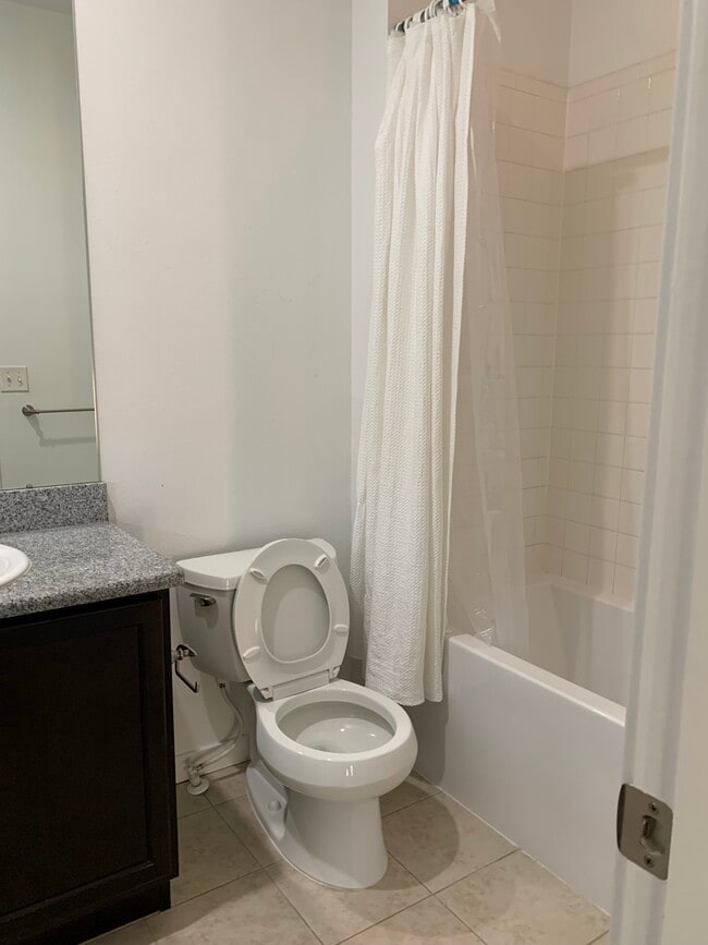 Foto del edificio - 3155 E 104th Ave
