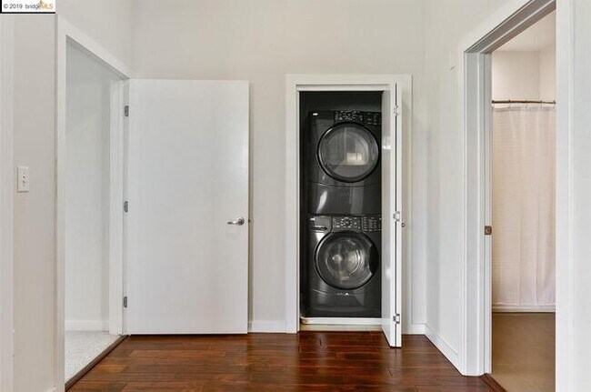 Foto del edificio - 1001 46th St