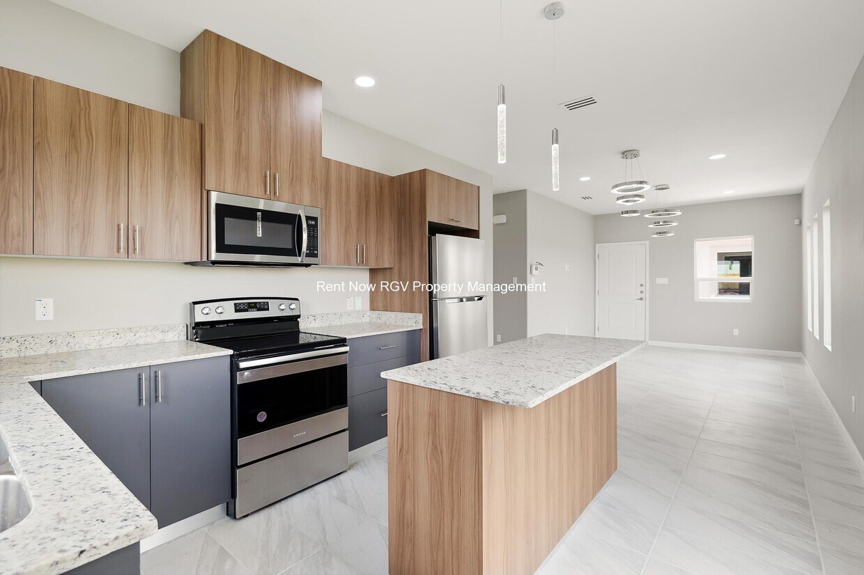 3924 Las Vistas Ln Unit 2, Weslaco, TX 78596 Apartments in Weslaco