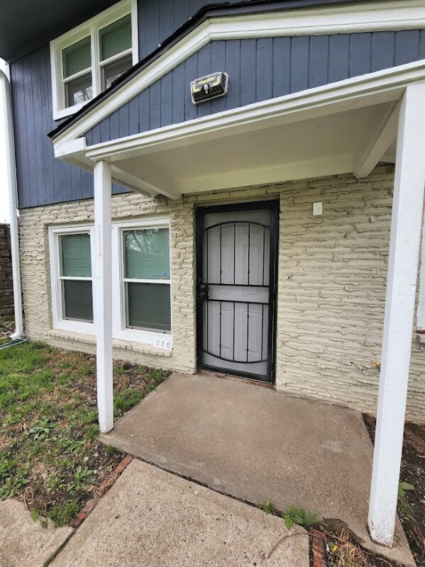 Primary Photo - 336 Belmont Blvd