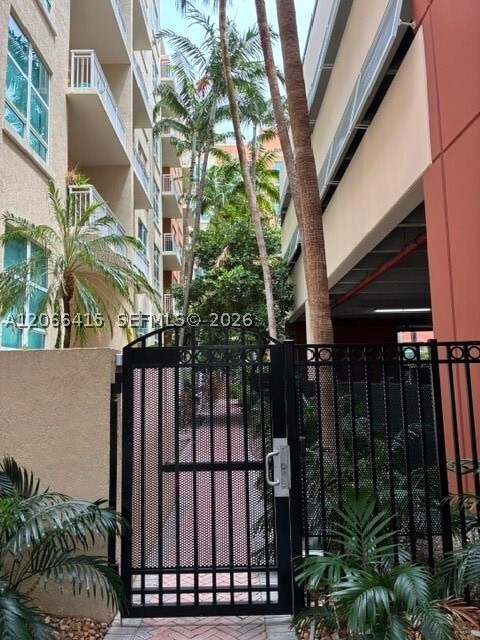Building Photo - 2001 Biscayne Blvd