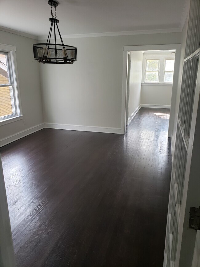 Foto del edificio - 5648 W Goodman St