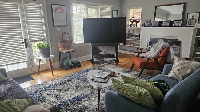 Building Photo - 2125 Church St SE