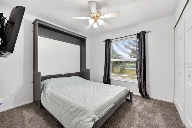Foto del edificio - 5107 Deer Creek Dr