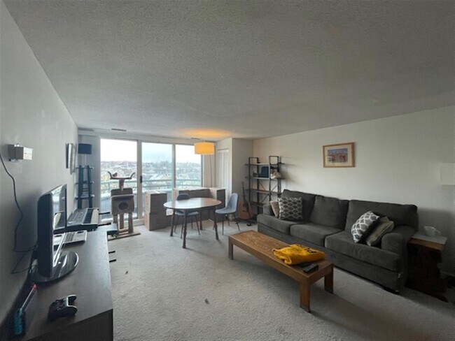 Foto del edificio - 155 Beacon St