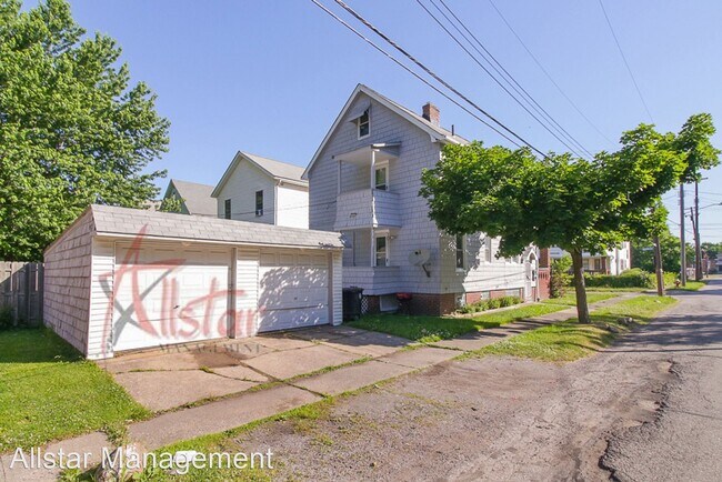 Building Photo - 2 br, 1 bath House - 18918 Ironwood Avenue...