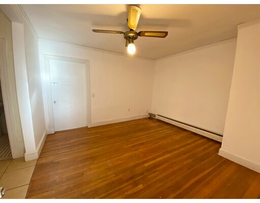 Building Photo - 748 4th St