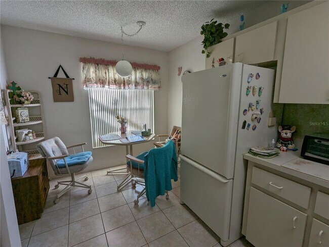 Building Photo - 7924 Hardwick Dr