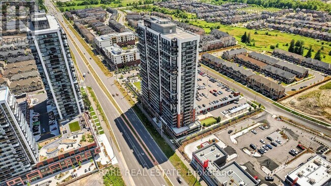 Photo du bâtiment - 2550-2550 Simcoe St N