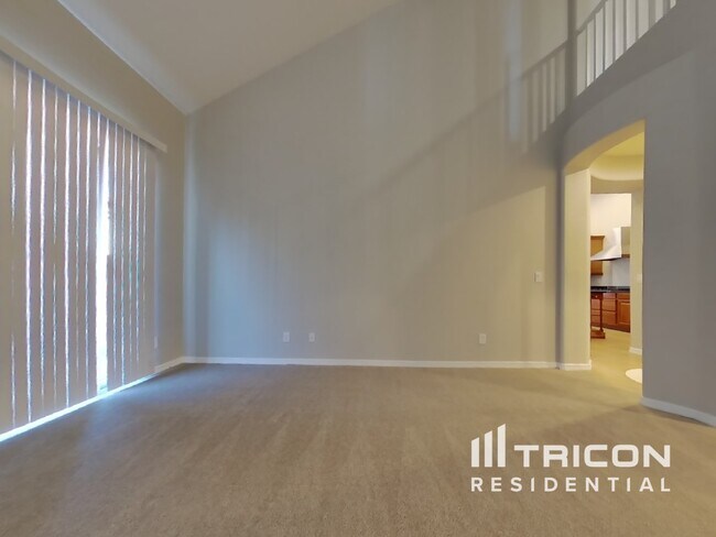 Foto del edificio - 29946 W Avalon Dr