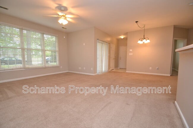 Foto del edificio - 2614 Kudrow Ln